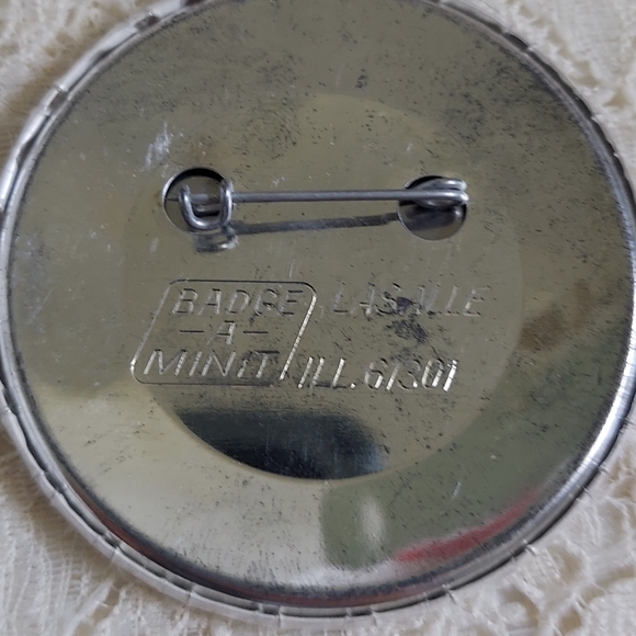 Vintage Goodyear Button Pin Lawton Sooner Spirit Goodyear Pride - Picture 5 of 5